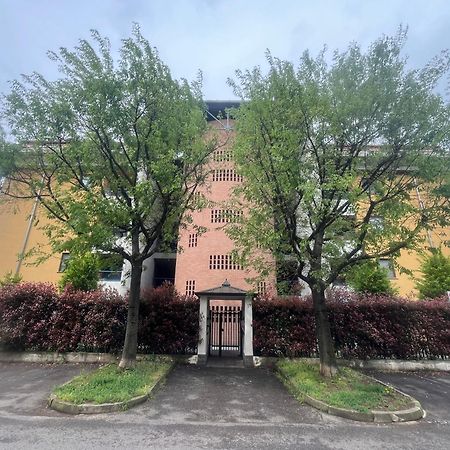 Elegante Casa -Rho Fiera Apartamento Vanzago Exterior foto